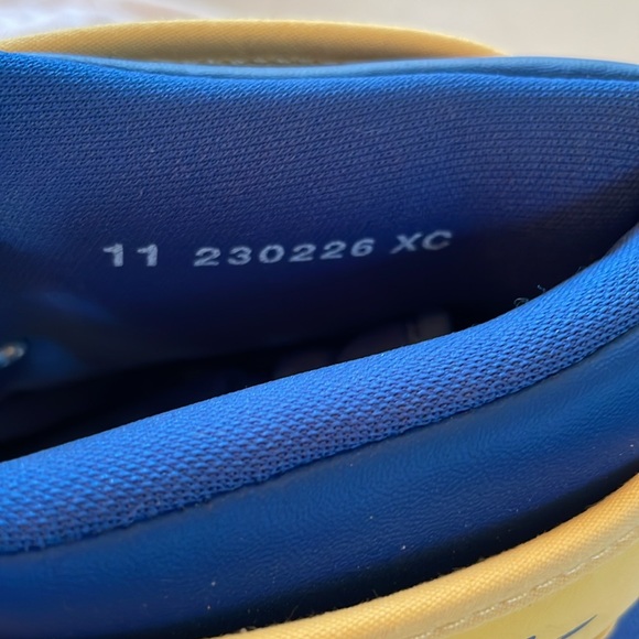 Nike Air Jordon 1 Retro High OG Size 11 - Picture 5 of 6